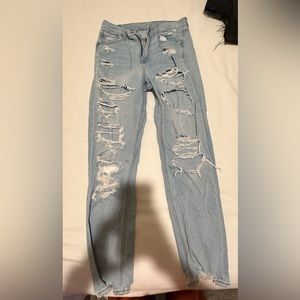 American Eagle Mom Jean